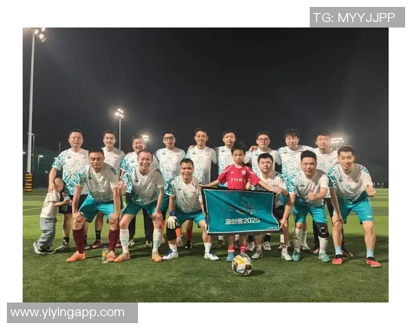 五号球衣的足球明星们盘点与他们的辉煌成就解析