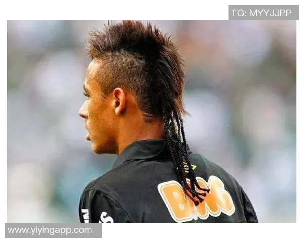 小辫子发型足球明星的魅力与风格解析让你领略不一样的运动时尚