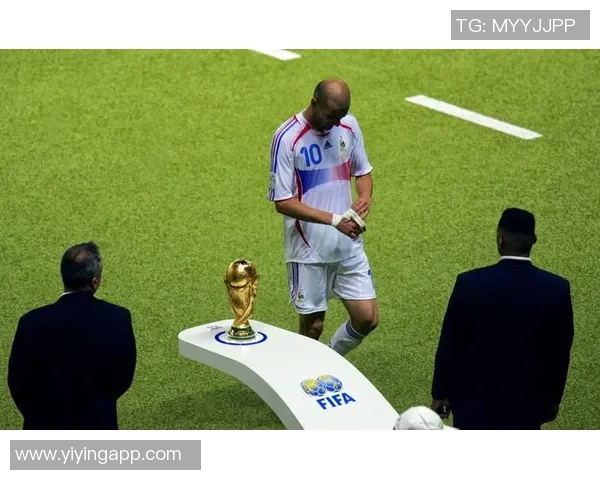 玻利瓦尔与托利马的激烈对决揭示了足球的魅力与激情 玻利瓦尔与托利马的激烈对决揭示了足球的魅力与激情